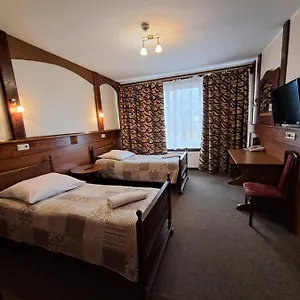 Dworek Staropolski Aparthotel